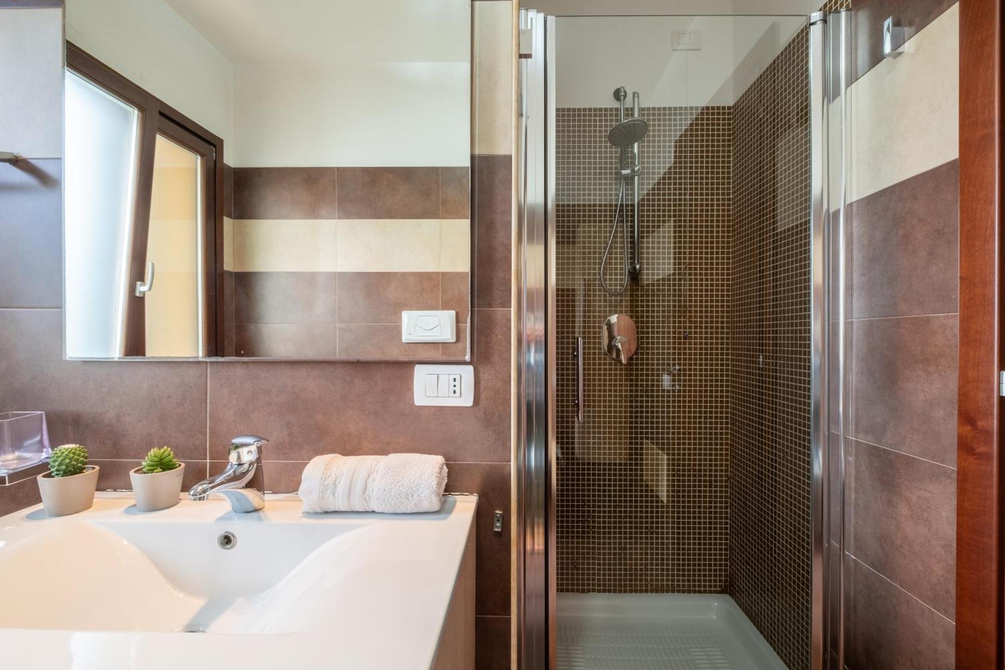 Butterfly Apartment Cagliari - Self Check-In, No Kitchen Eksteriør billede